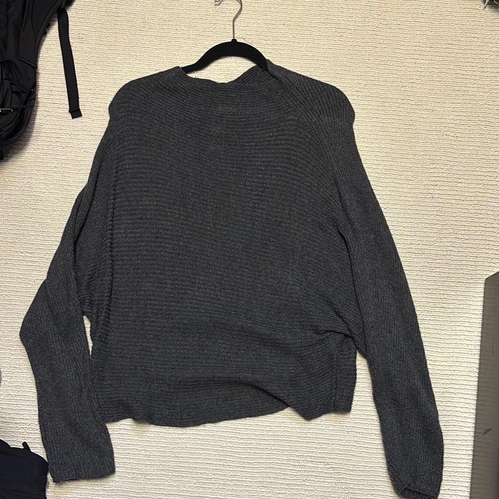 Women's Gray Sweater